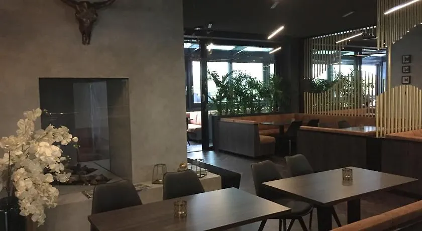Hotel Zoe By Amano Berlin 3*,